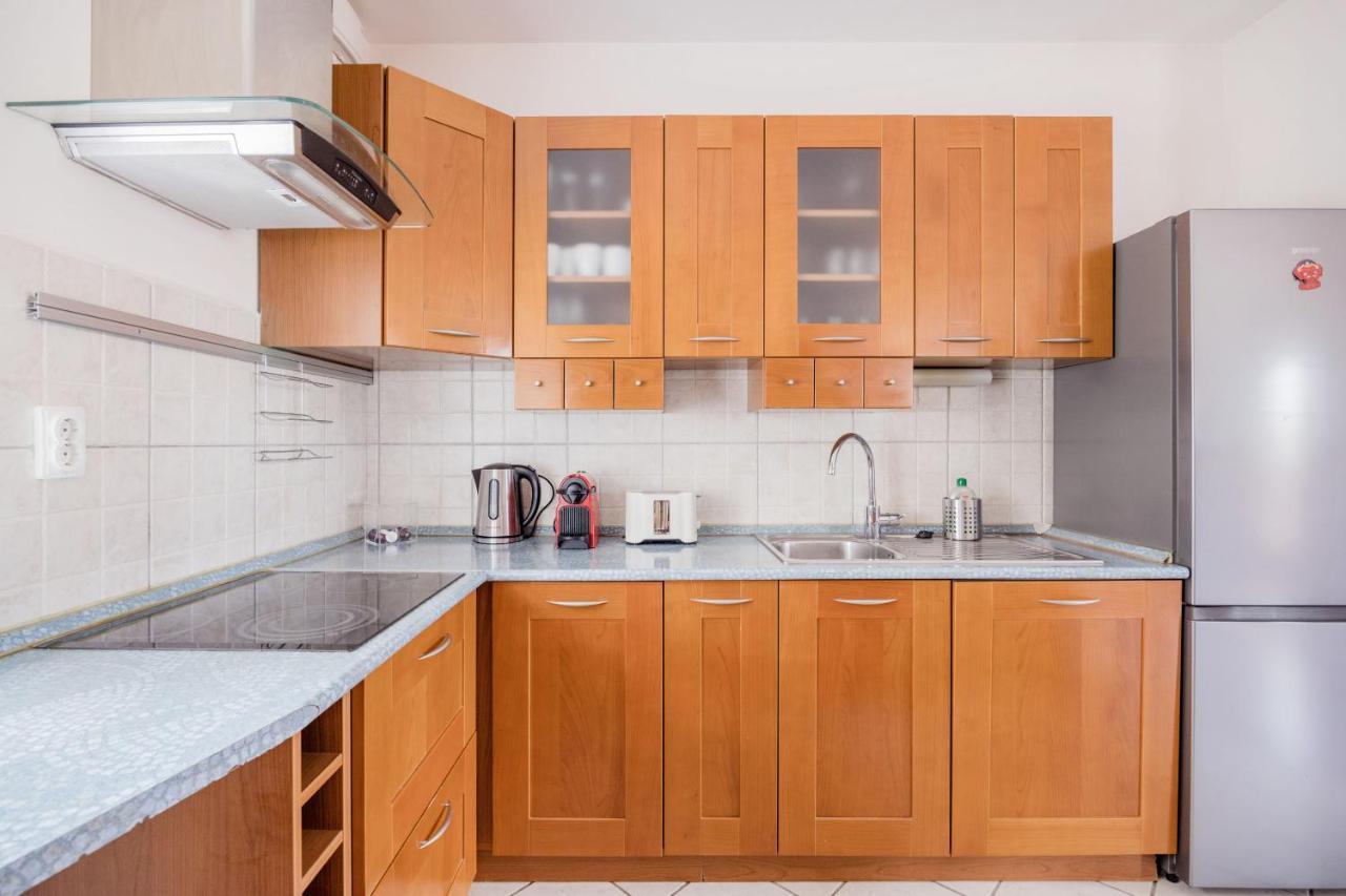 Bright And Spacious Penthouse W/ Terrace & Parking Budapest Eksteriør billede