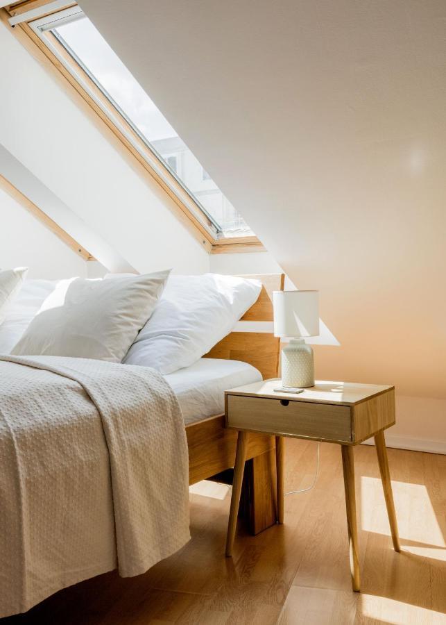 Bright And Spacious Penthouse W/ Terrace & Parking Budapest Eksteriør billede